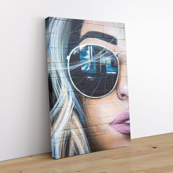 A V 8 Tor 1 - Street Art Canvas Print by doingly